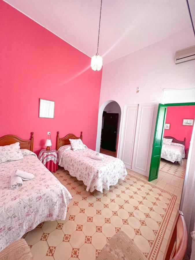 Hostal El Faro Chipiona Exterior photo