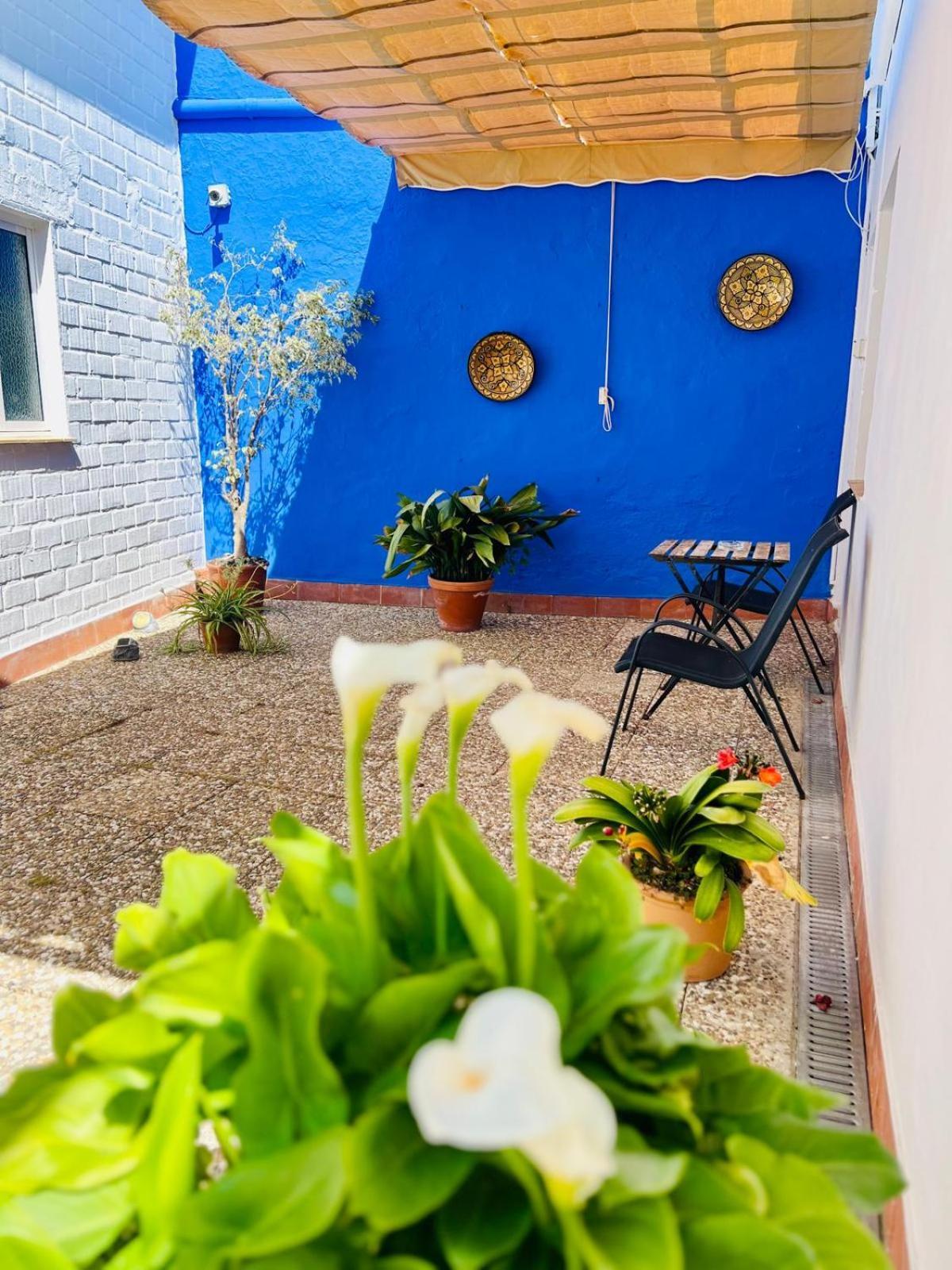 Hostal El Faro Chipiona Exterior photo