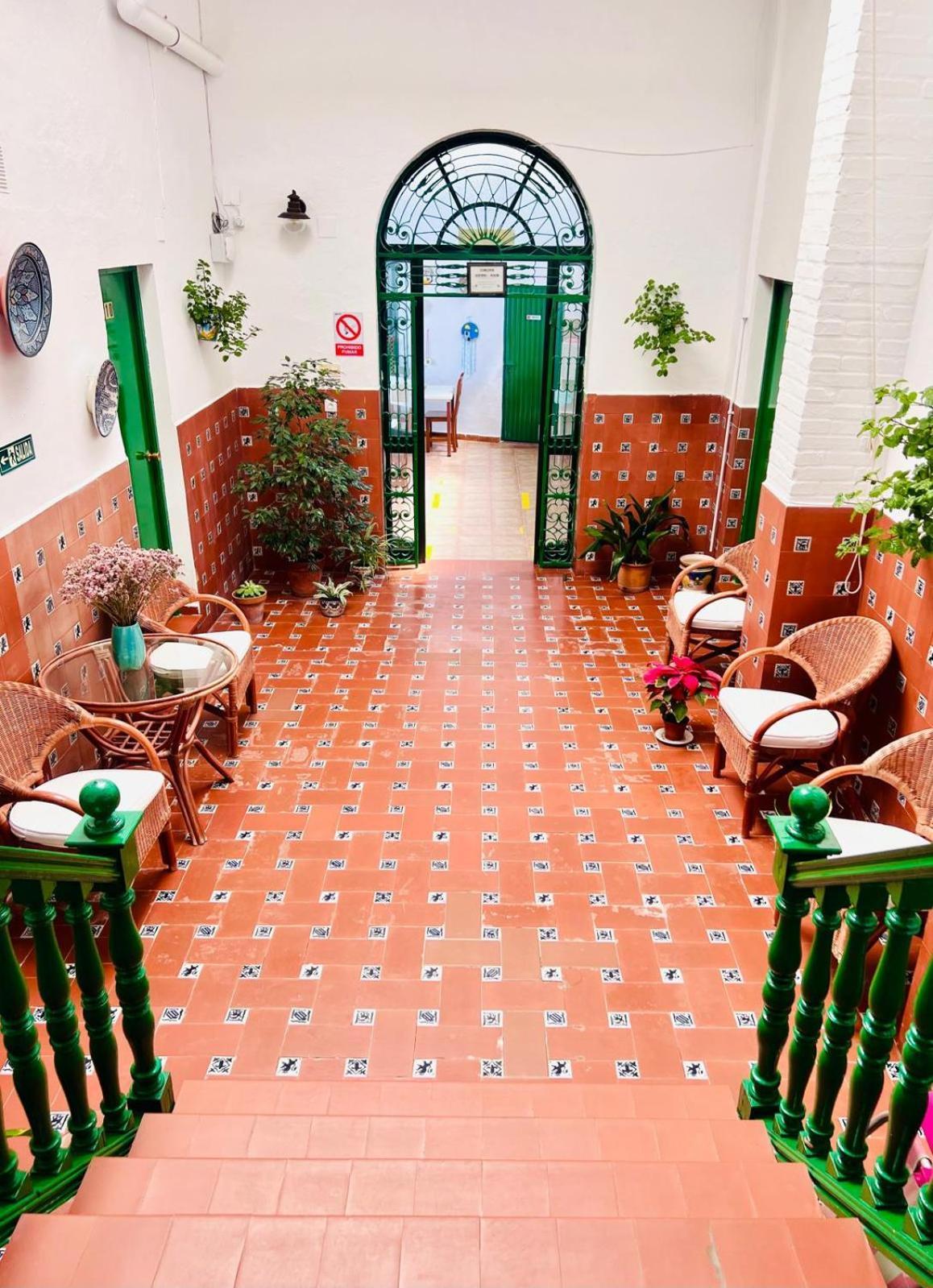 Hostal El Faro Chipiona Exterior photo